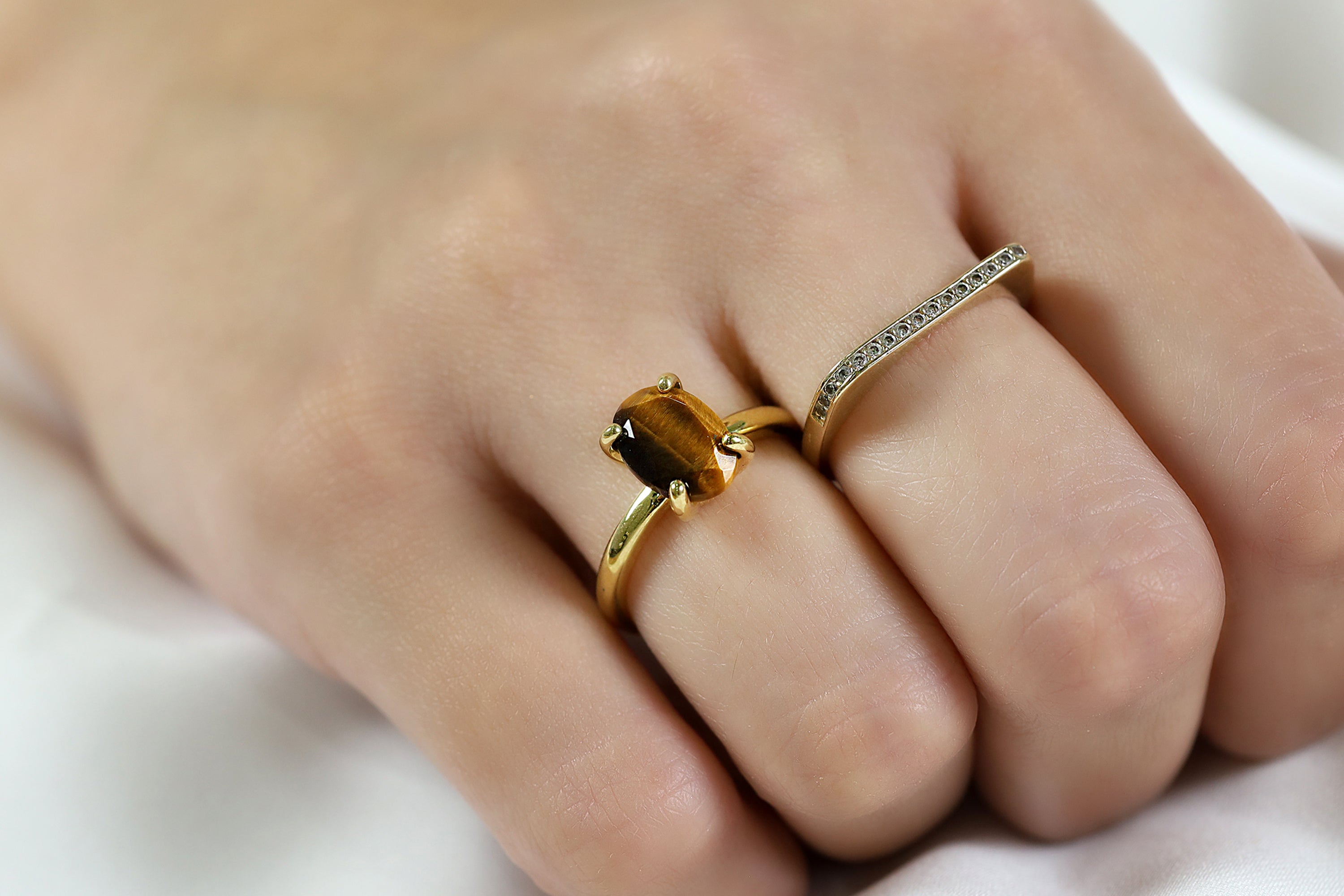 Unique Oval Tiger Eye Gemstone Ring in Gold Rings Anemone Unique