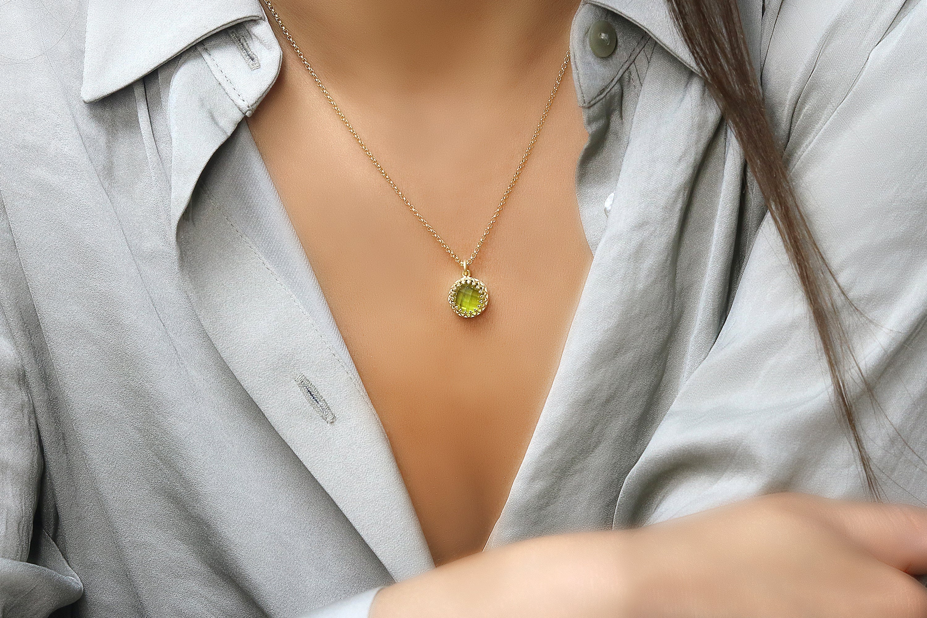 Round Cut Peridot Pendant Gold Necklace necklaces Anemone Jewelry