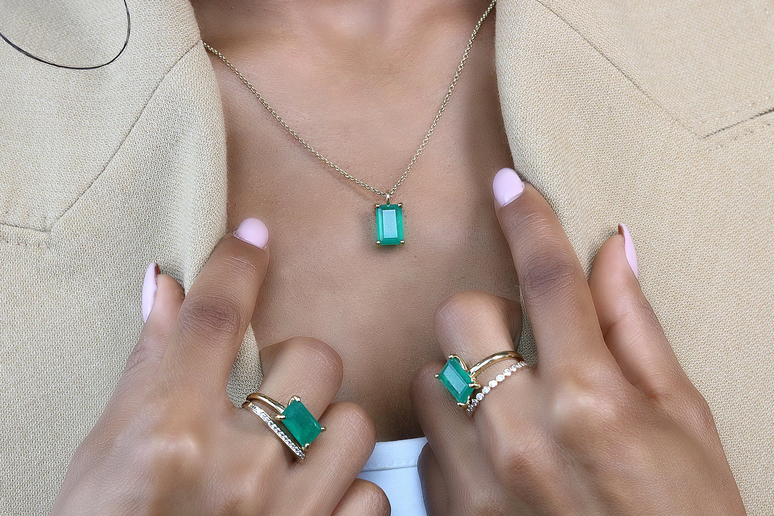 Vibrant Green Onyx Gold Necklace necklaces Anemone Unique