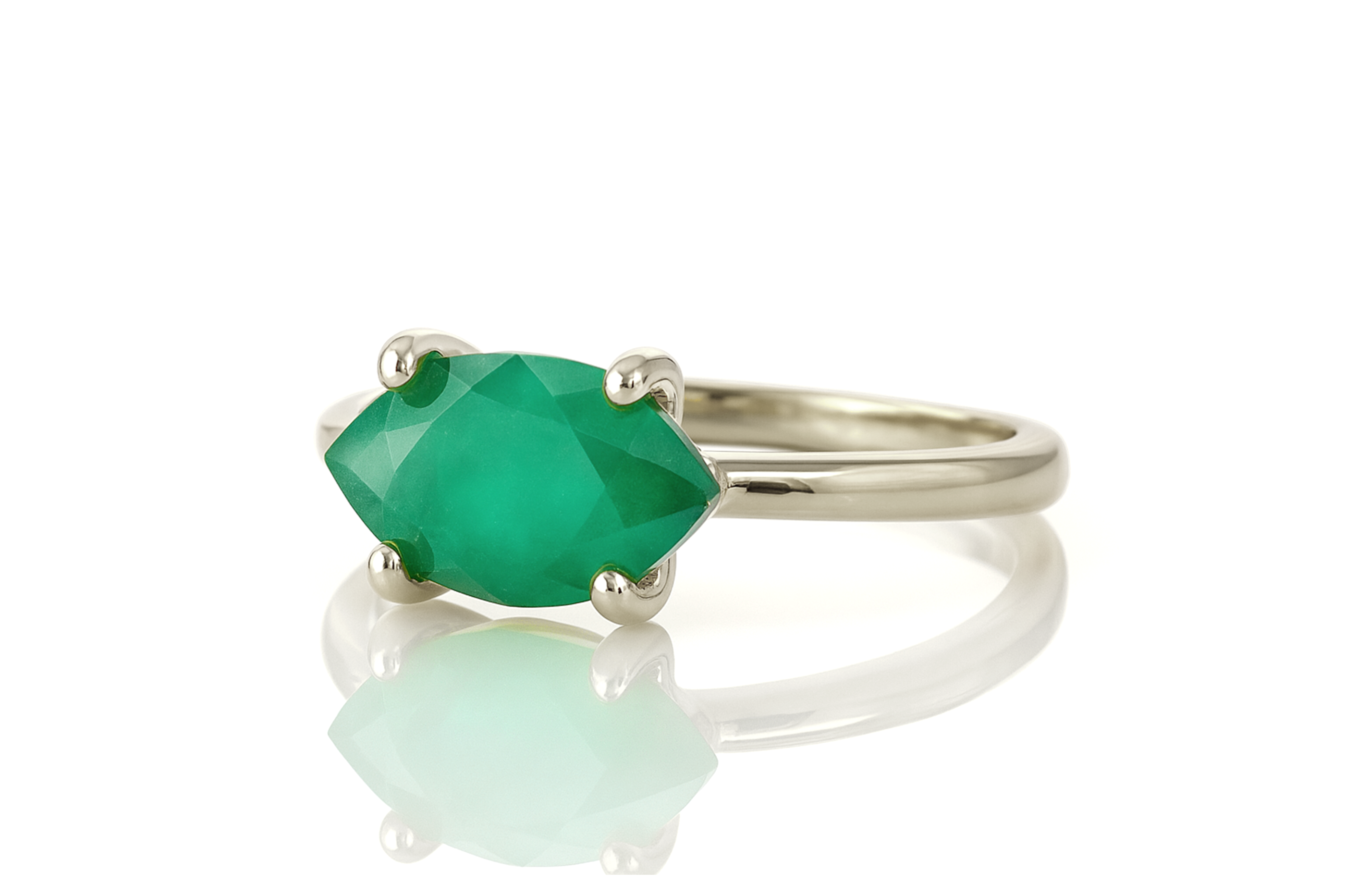 Green Onyx Ring in Gold Rings Anemone Unique