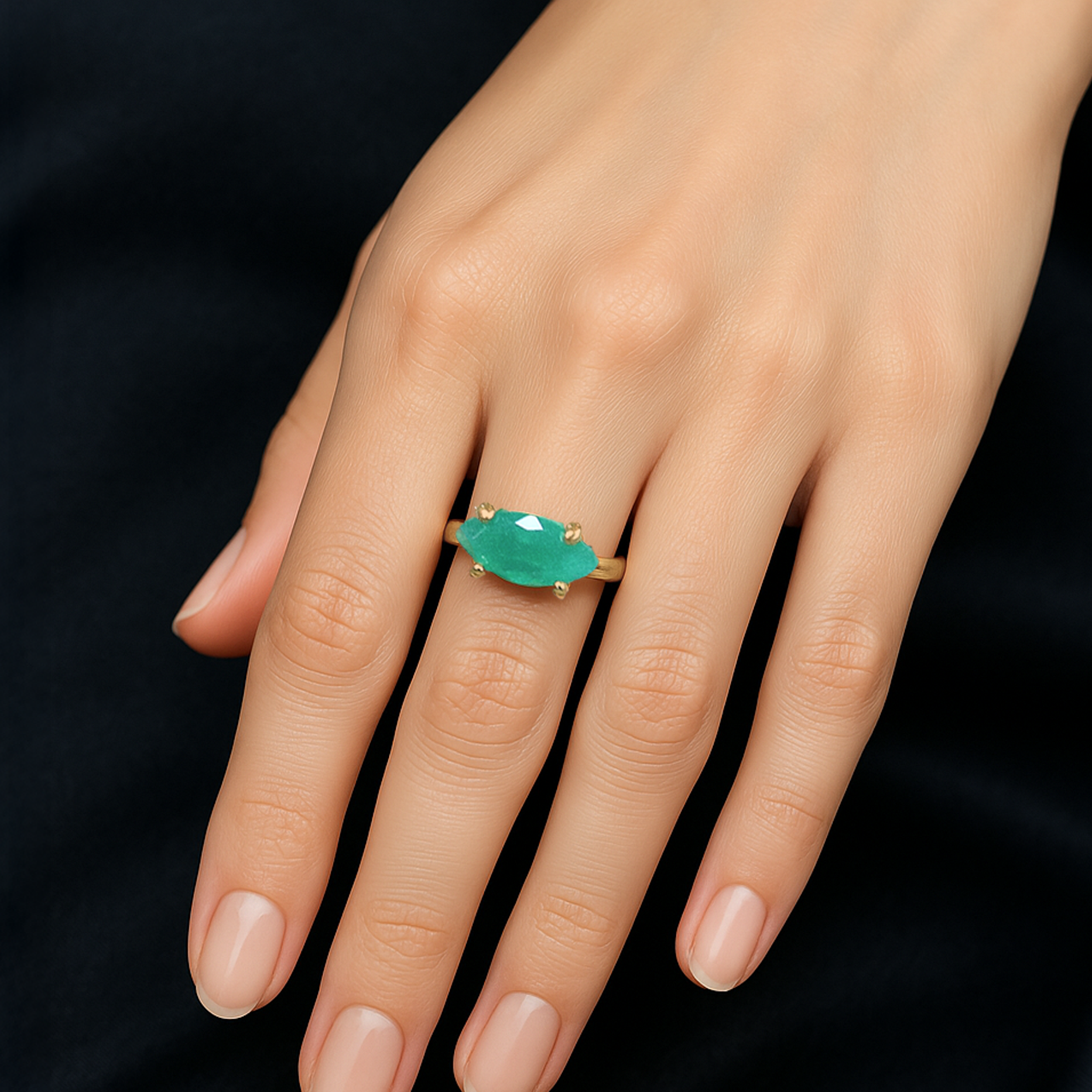 Green Onyx Ring in Gold Rings Anemone Unique