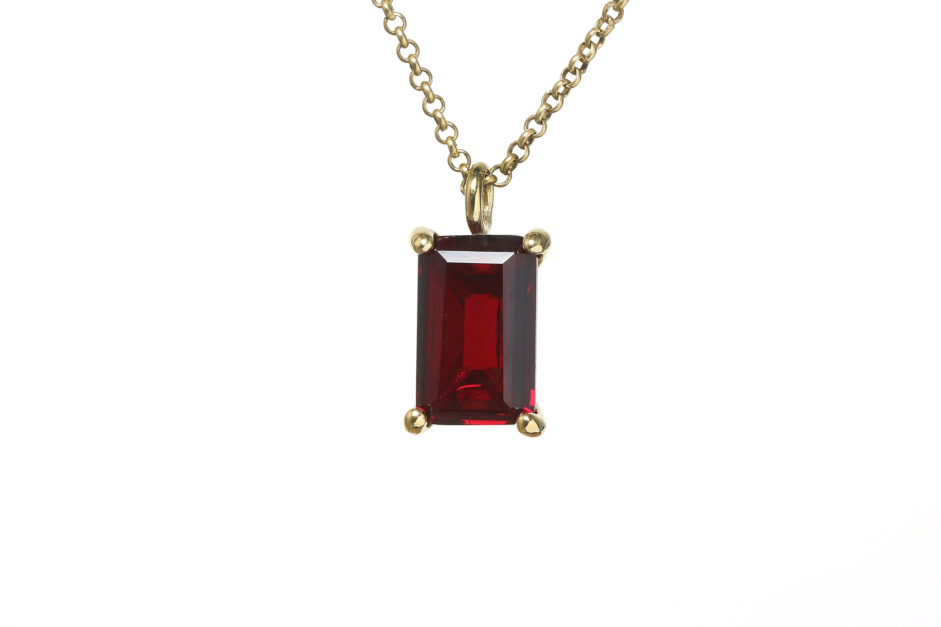 Garnet Pendant Necklace in Gold necklaces Anemone Unique
