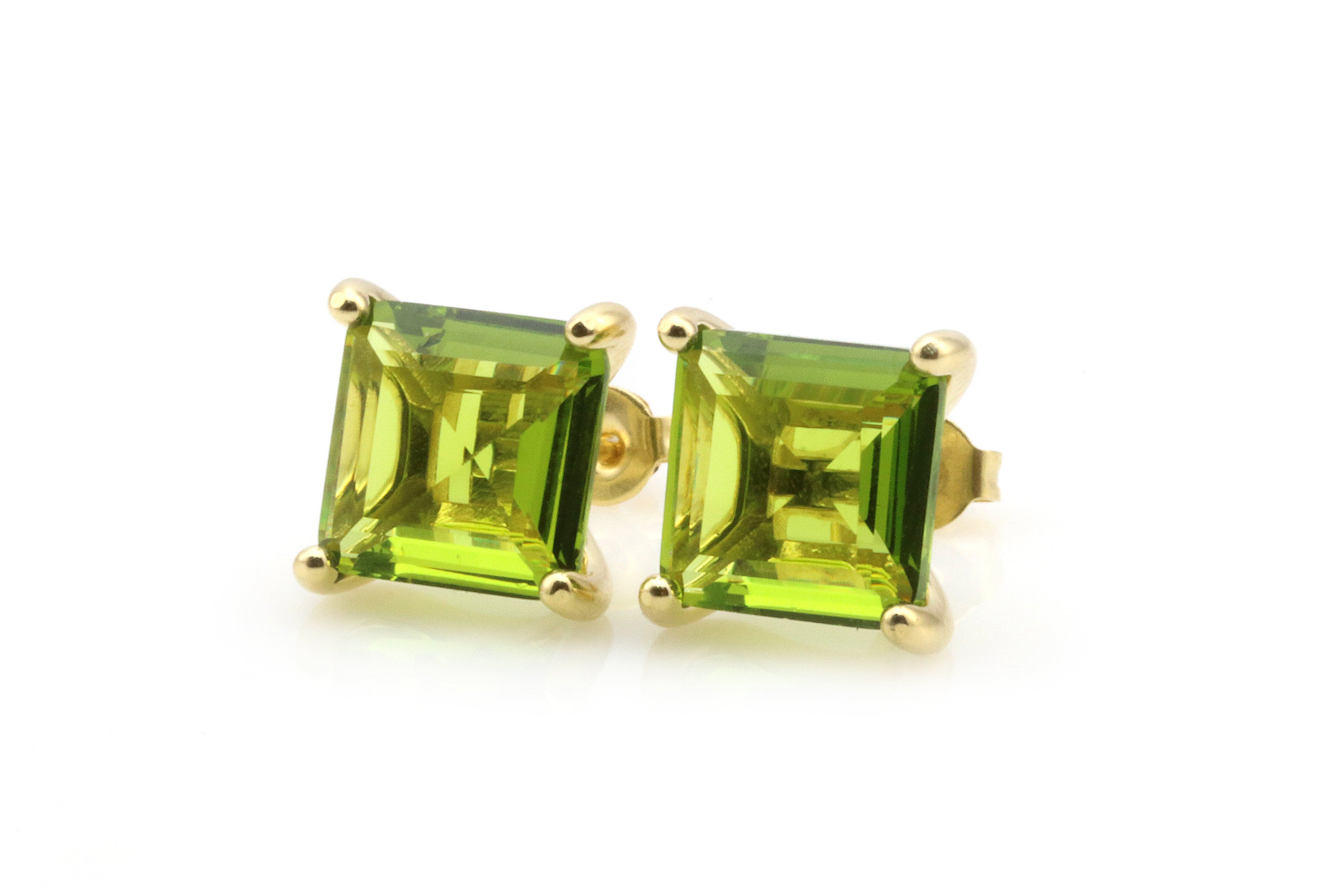 Lush Peridot Stud Earrings in Gold Earrings Anemone Unique