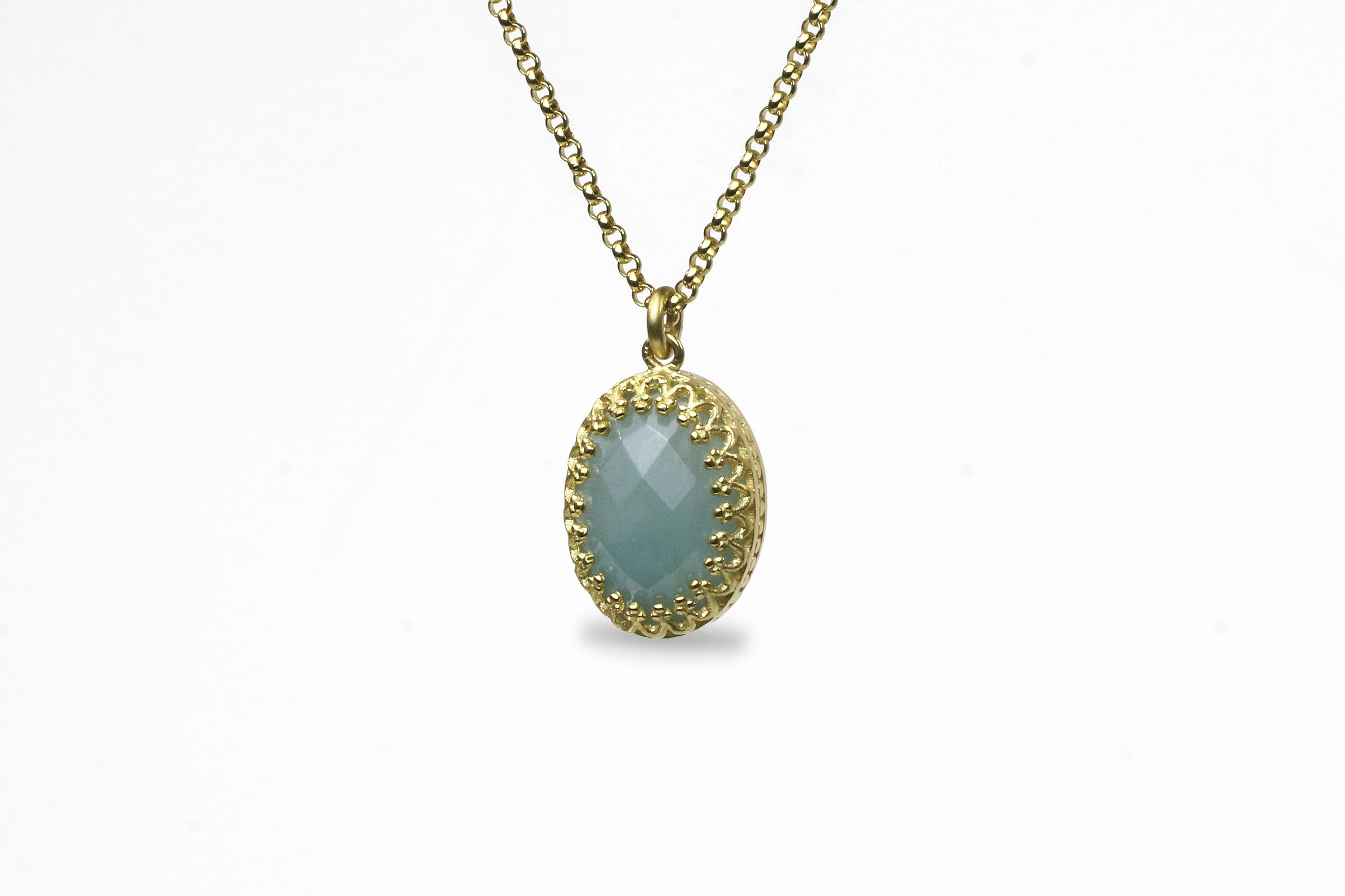 Charming Aquamarine Necklace in 14k Gold necklaces Anemone Jewelry