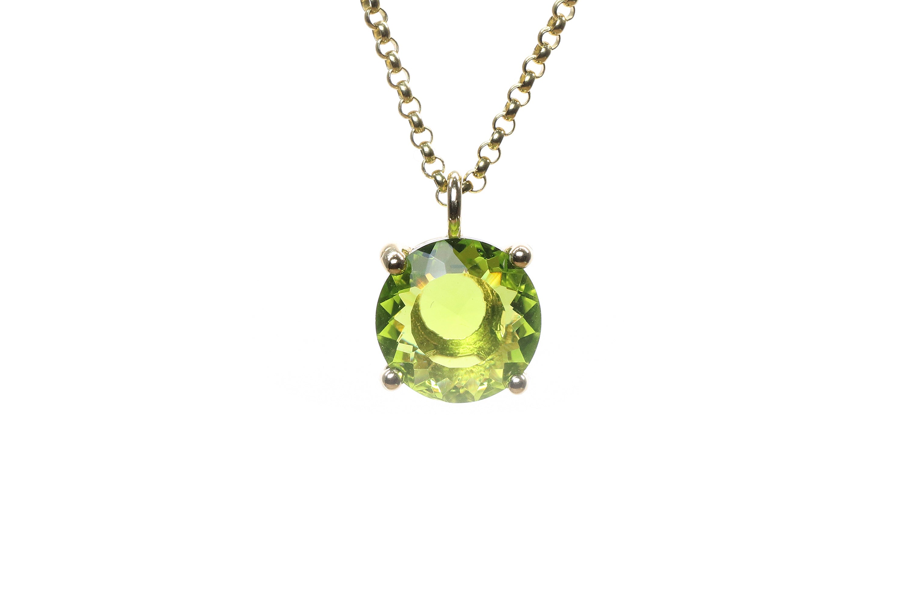 Chic Peridot Necklace in Sterling Silver necklaces Anemone Unique