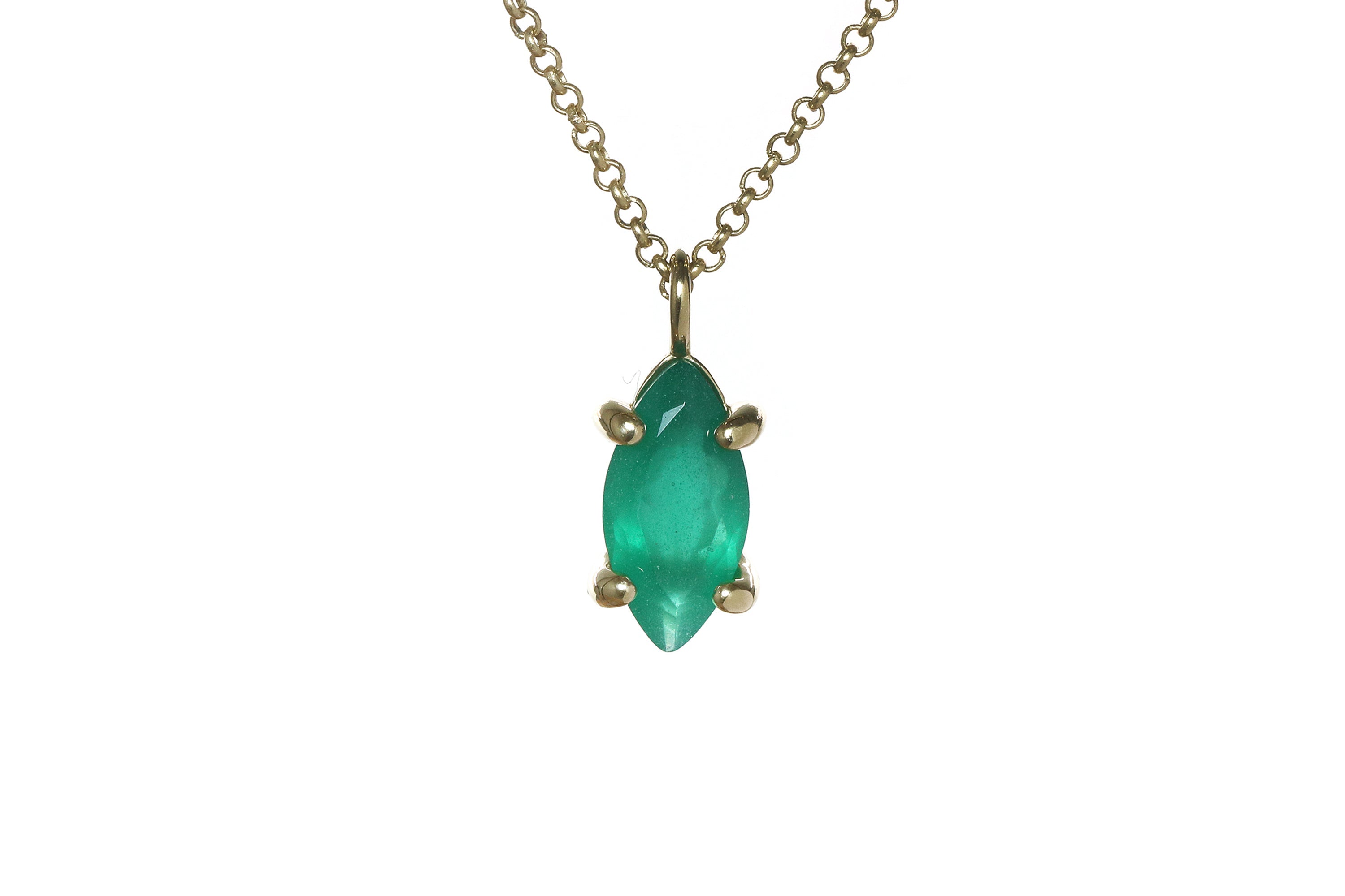 Modern Green Onyx Pendant Silver Necklace necklaces Anemone Unique