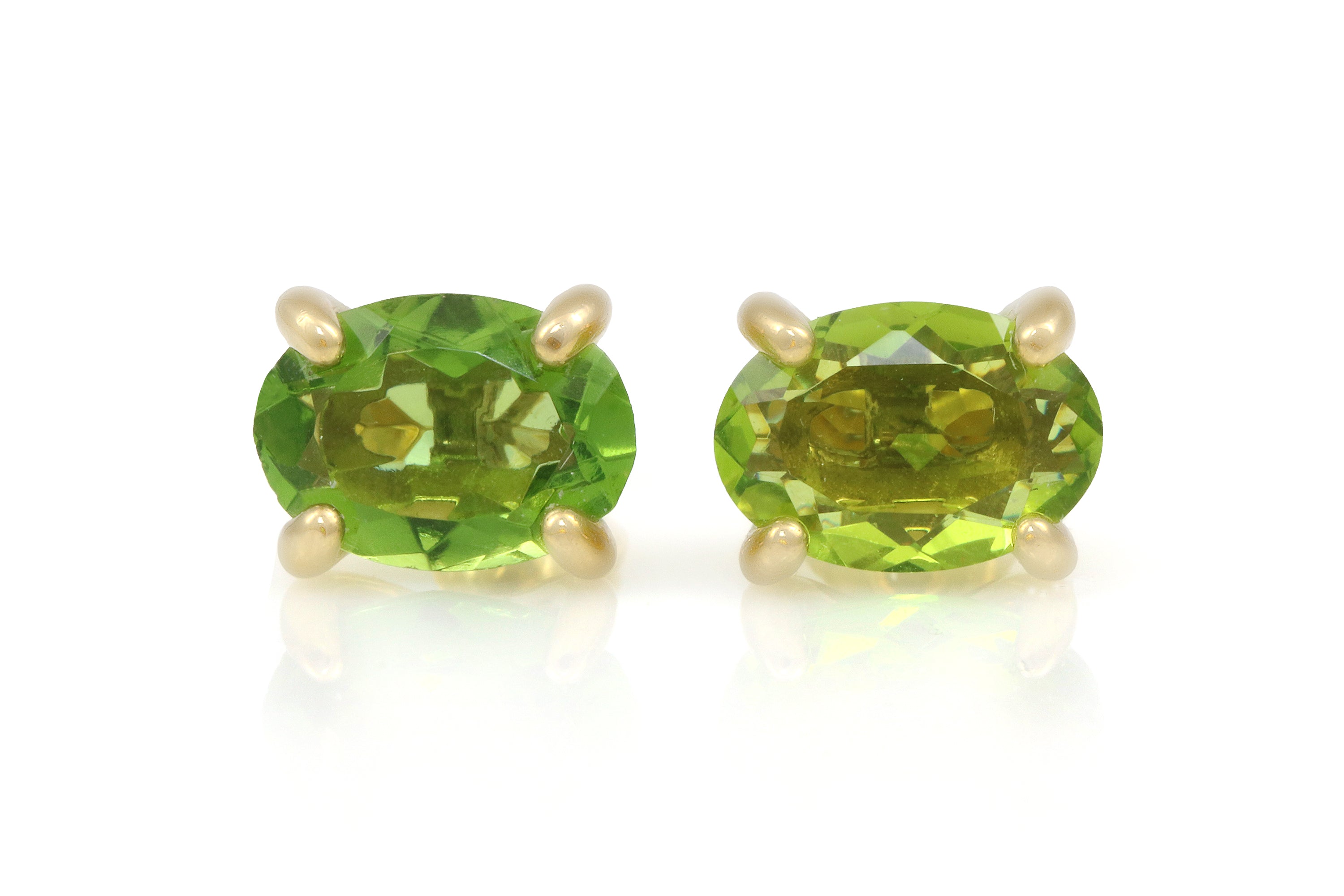 Stud Oval Peridot Earrings in Gold Earrings Anemone Unique