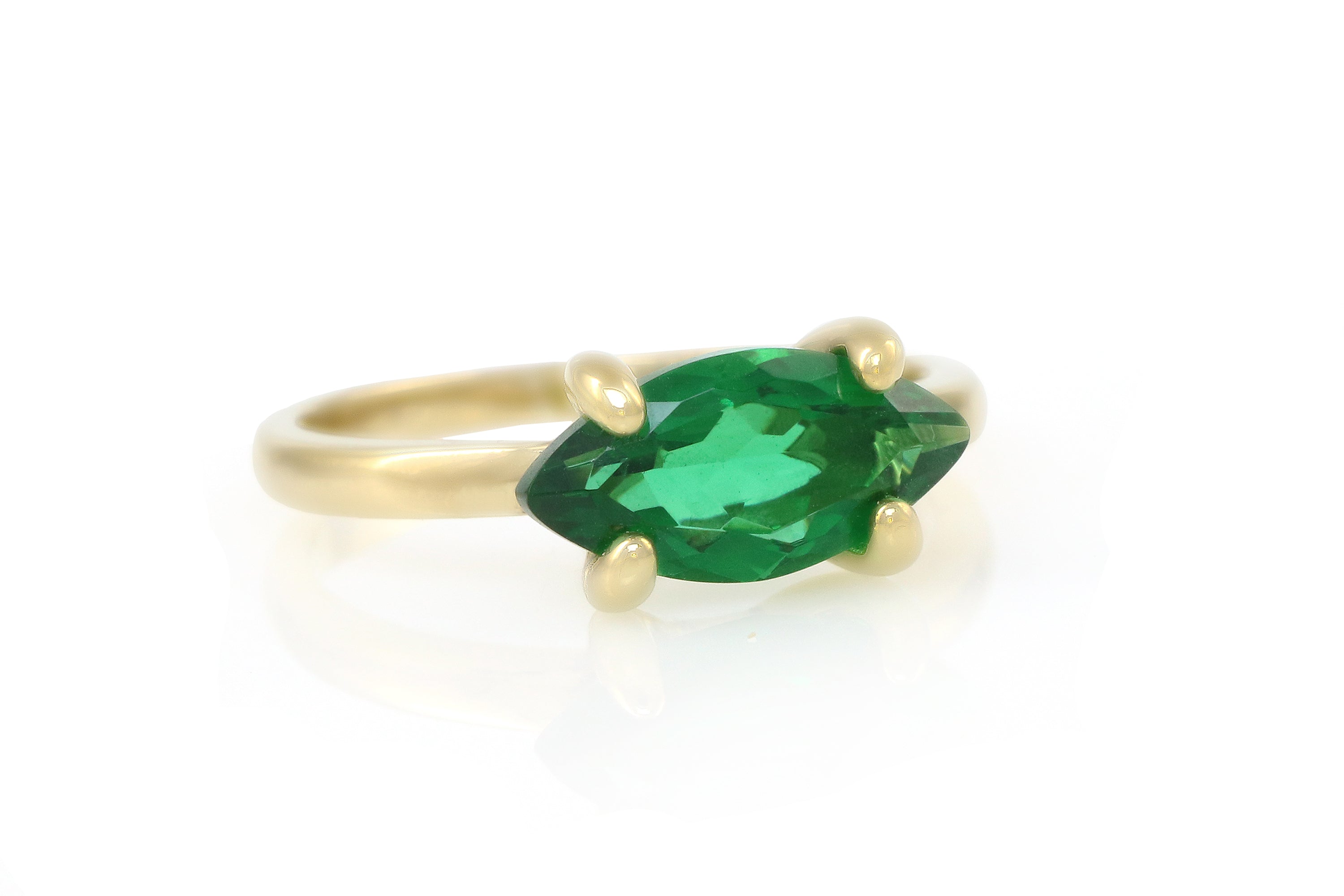 Horizontal Set Emerald Gold Ring Rings Anemone Unique