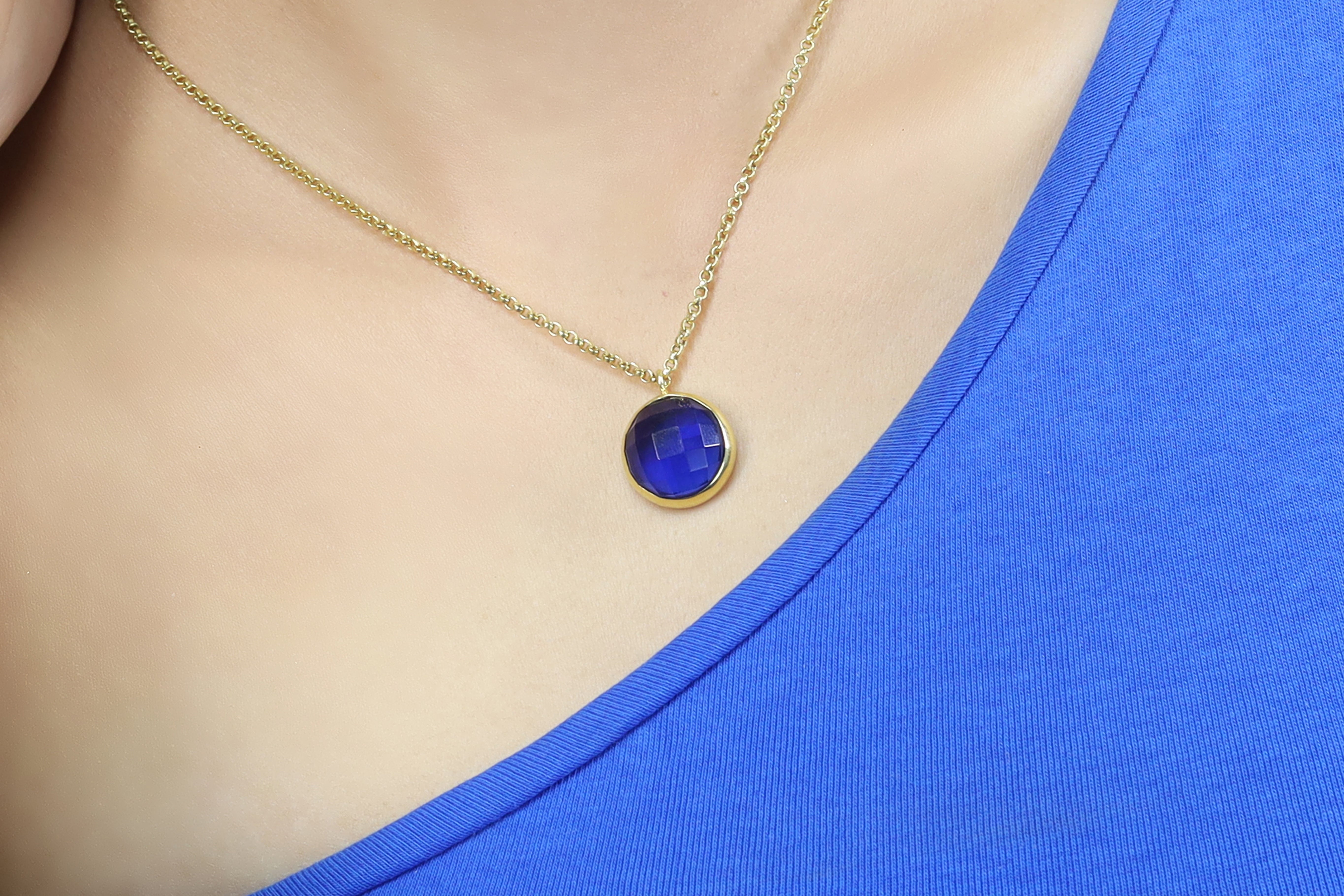 Round Sapphire Pendant Necklace in 925 Silver necklaces Anemone Limited