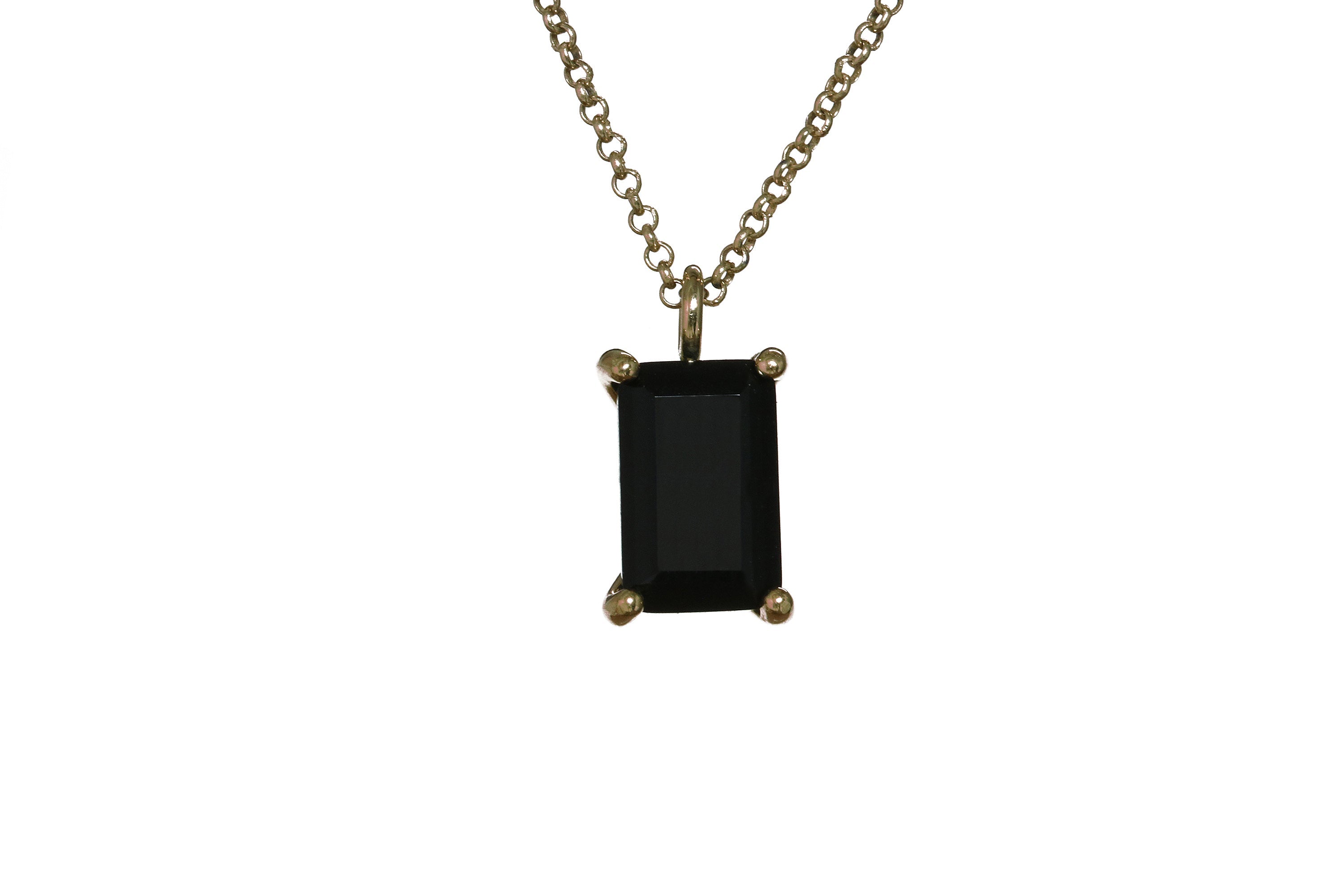 Delicate Black Onyx Gold Necklace necklaces Anemone Unique