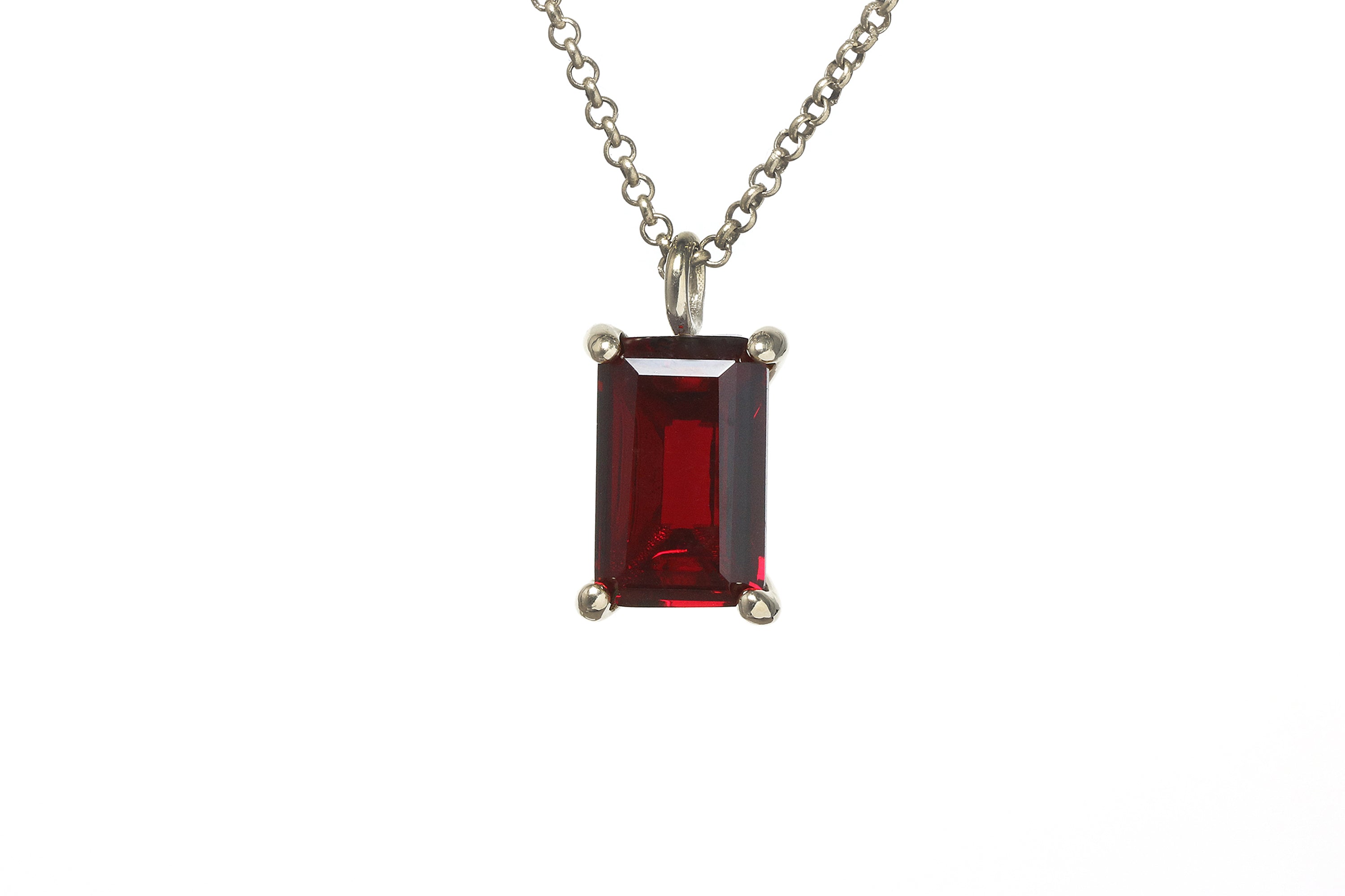 Garnet Pendant Necklace in Gold necklaces Anemone Unique