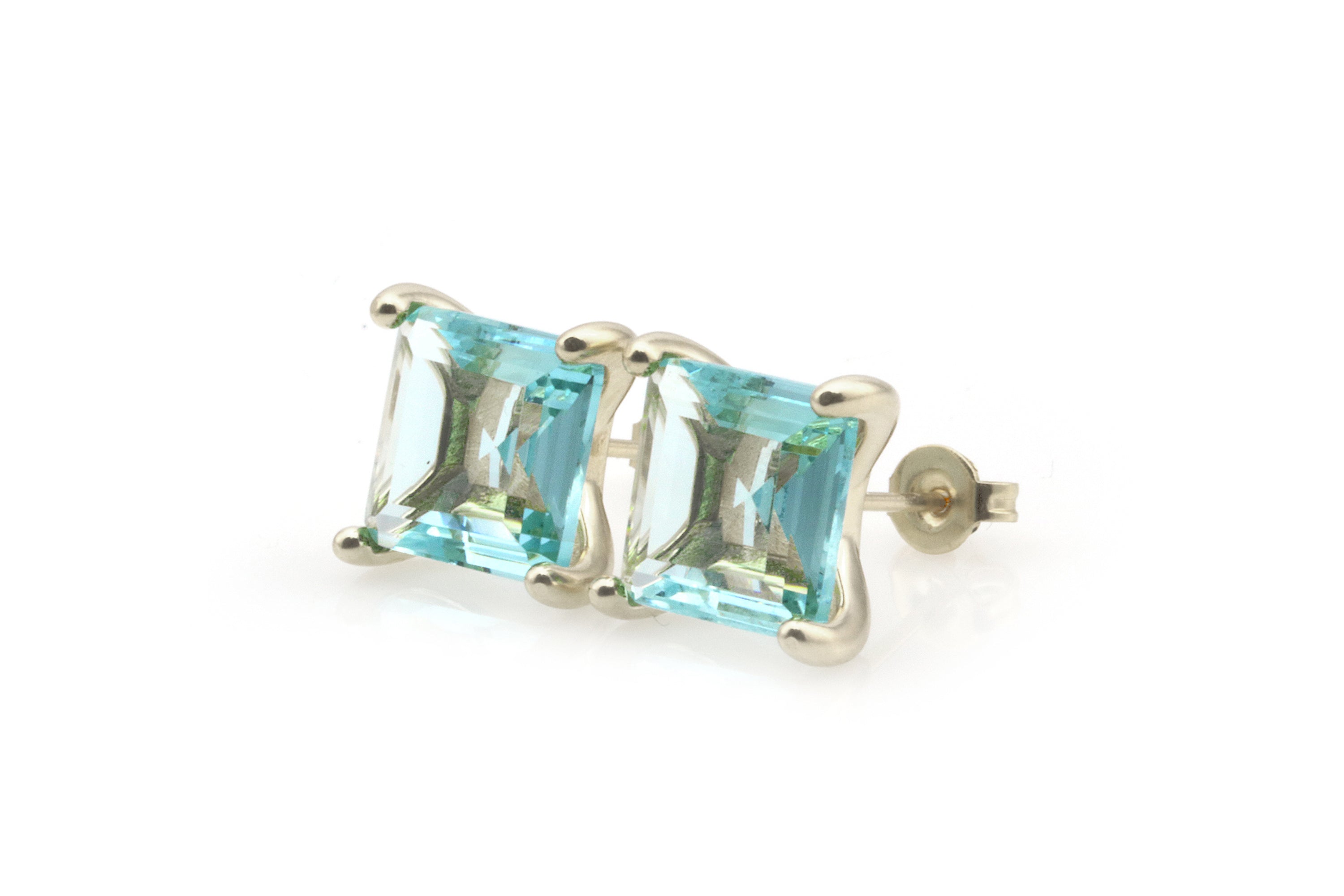 Chic Stud Blue Topaz Earrings in Gold Earrings Anemone Unique