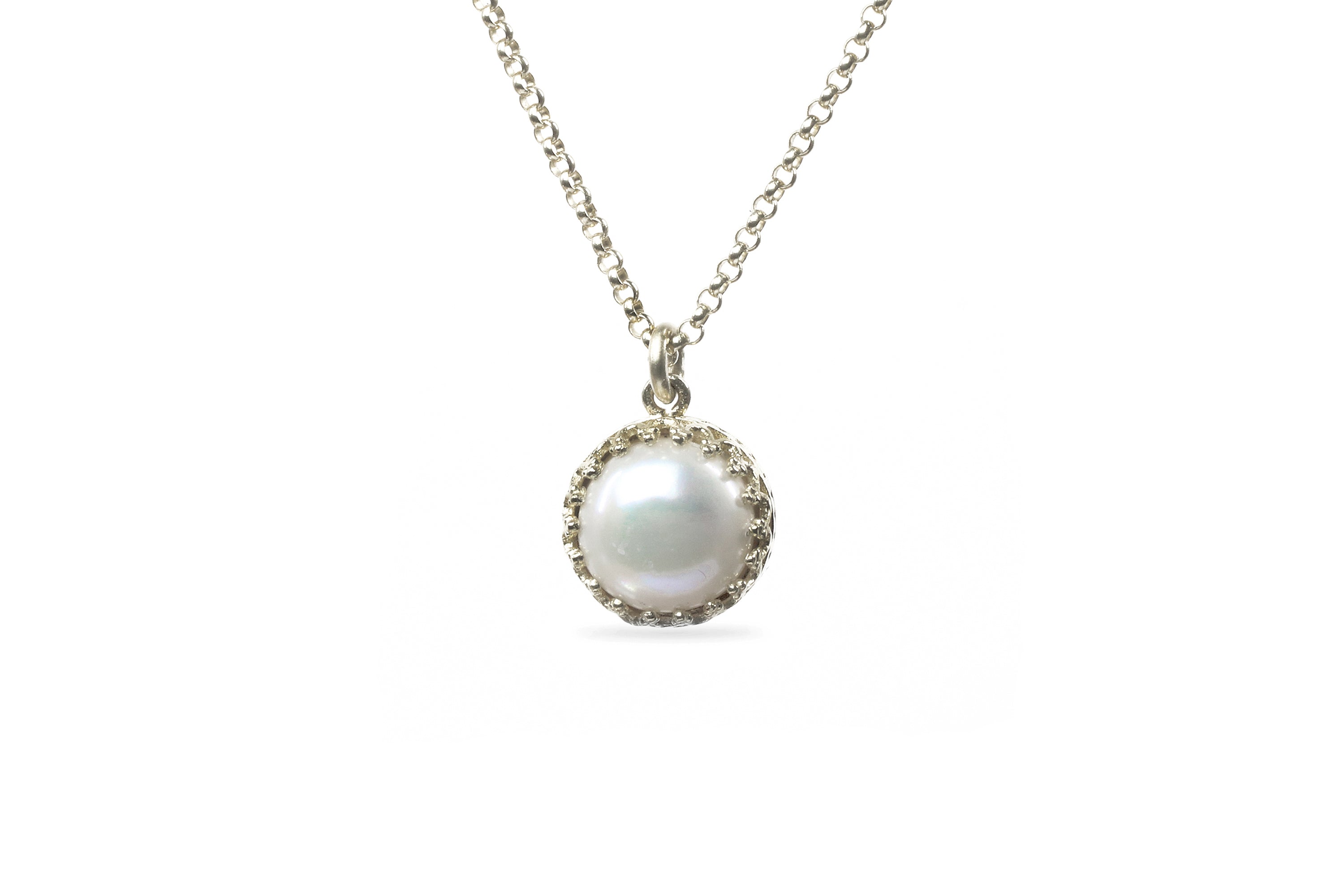Stunning Gold White Pearl Necklace necklaces Anemone Jewelry