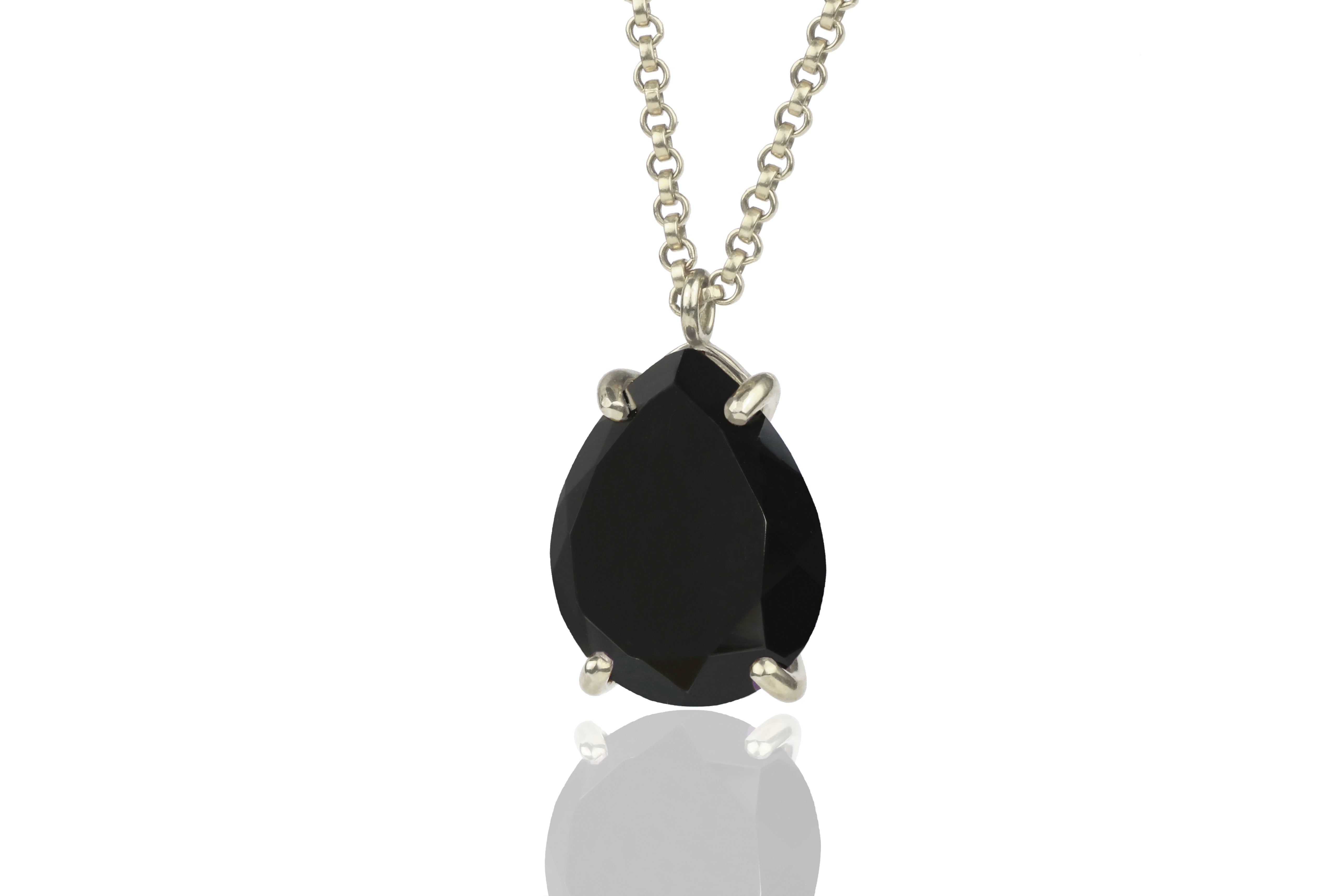 Black Onyx 14k Gold Necklace necklaces Anemone Jewelry