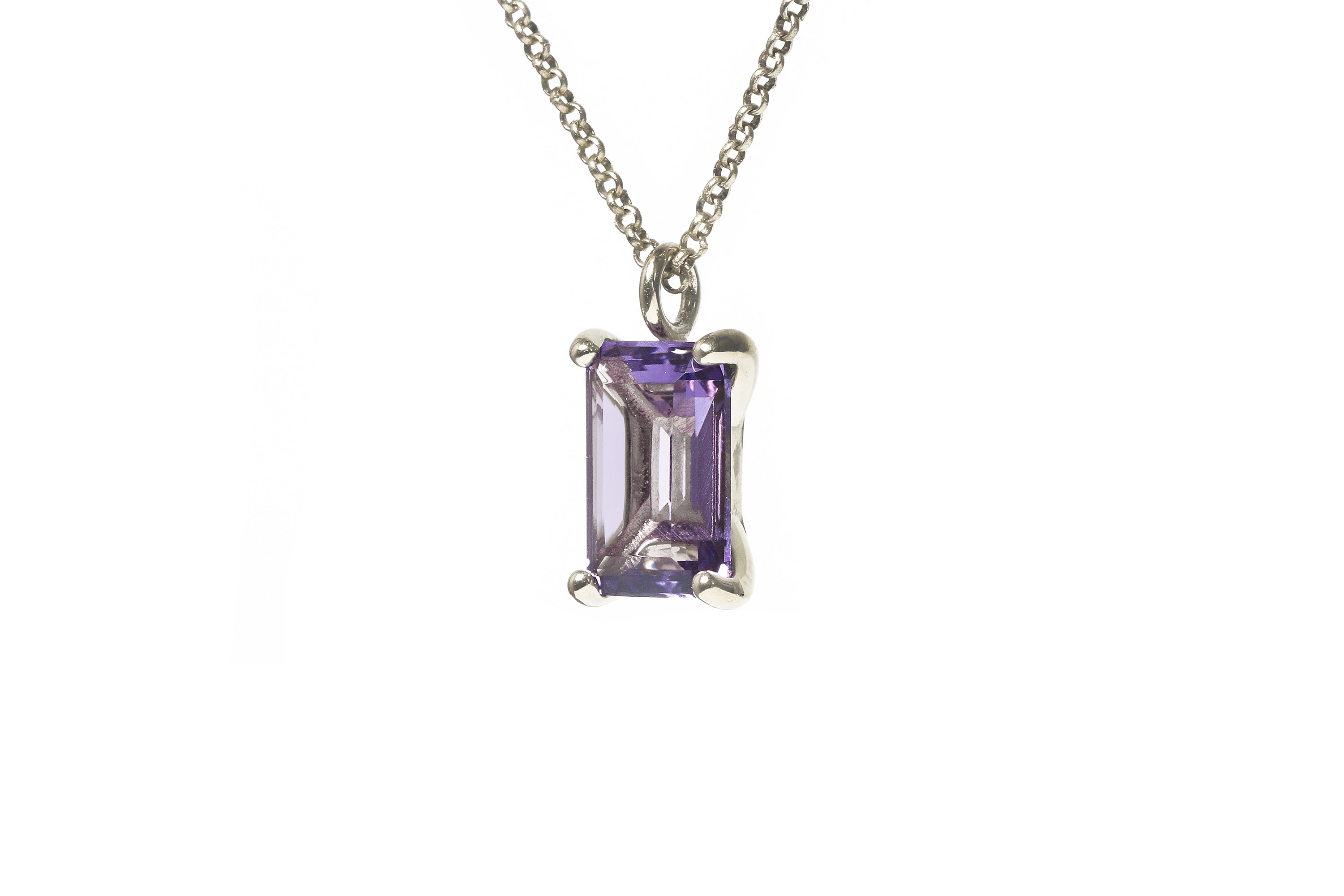 Amethyst Necklace in Gold necklaces Anemone Unique