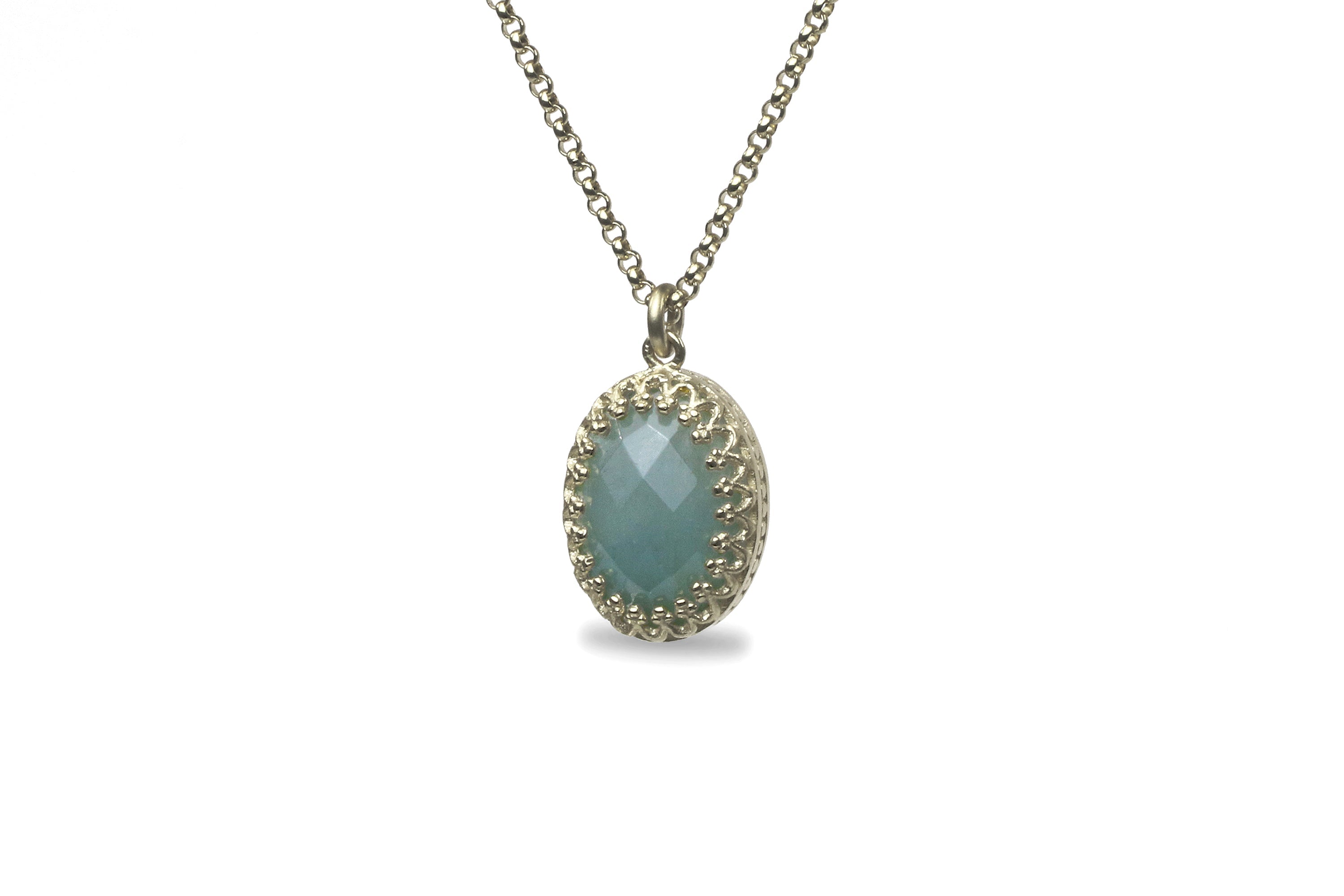 Charming Aquamarine Necklace in 14k Gold necklaces Anemone Jewelry