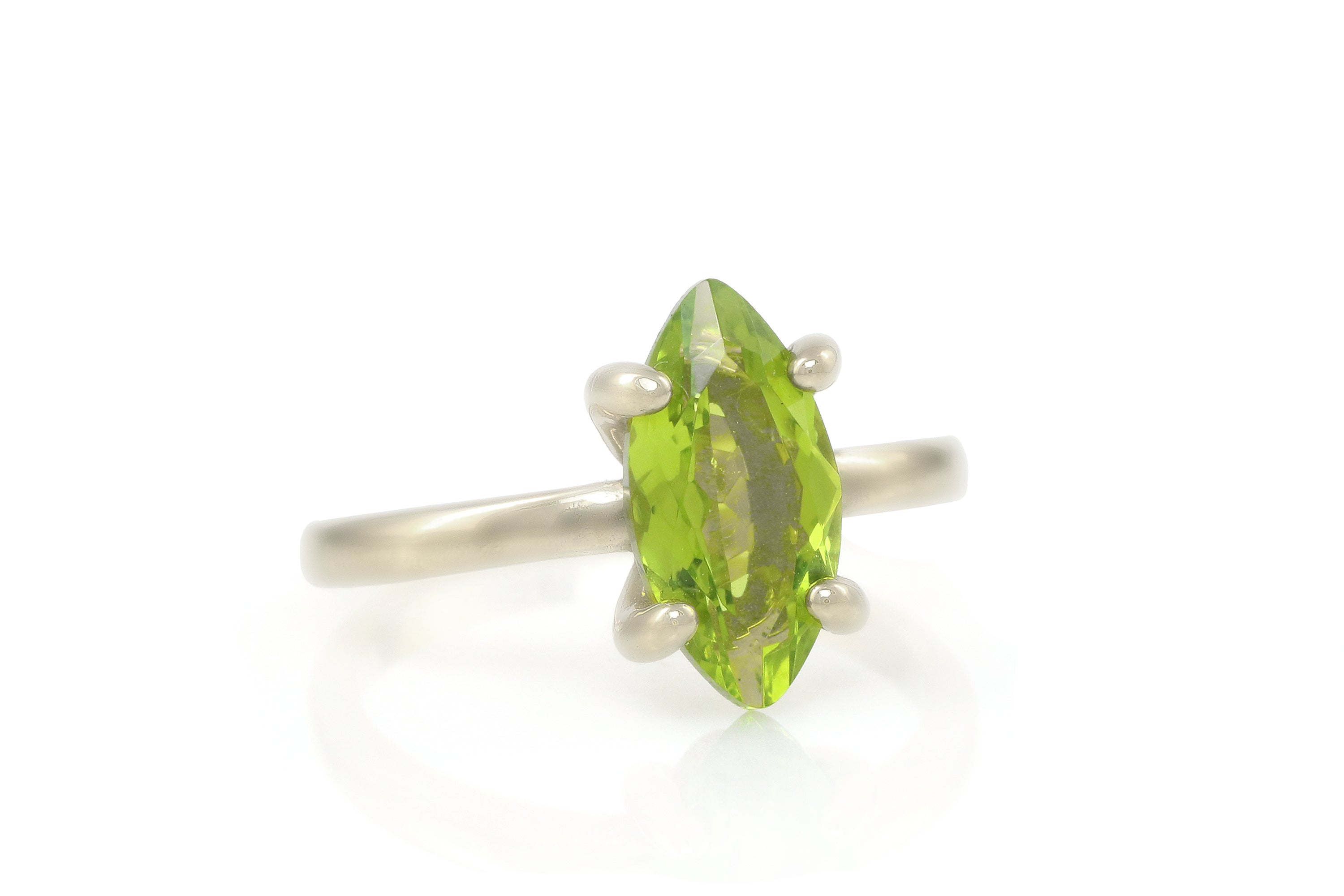 Unique Peridot Ring in 925 Sterling Silver Rings Anemone Unique