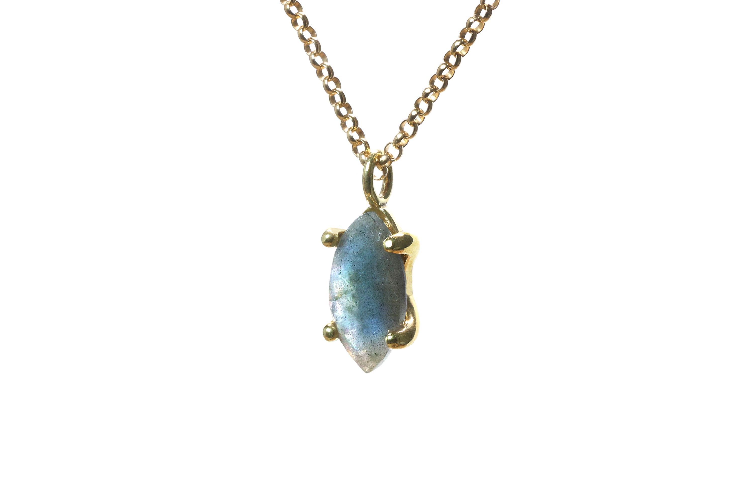 Charming Labradorite Gold Pendant Necklace necklaces Anemone Unique