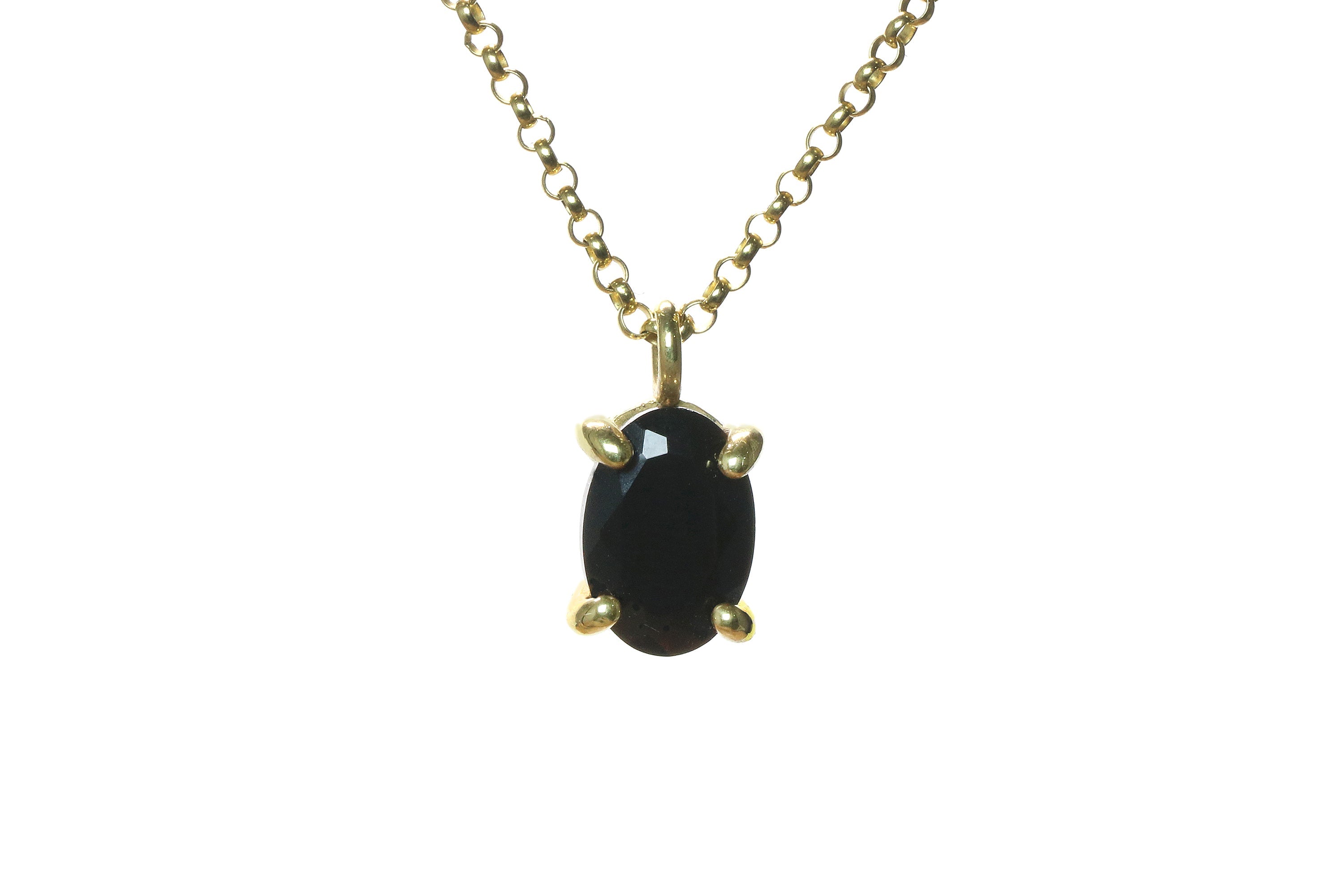 Classic Black Onyx Pendant Gold Necklace necklaces Anemone Unique