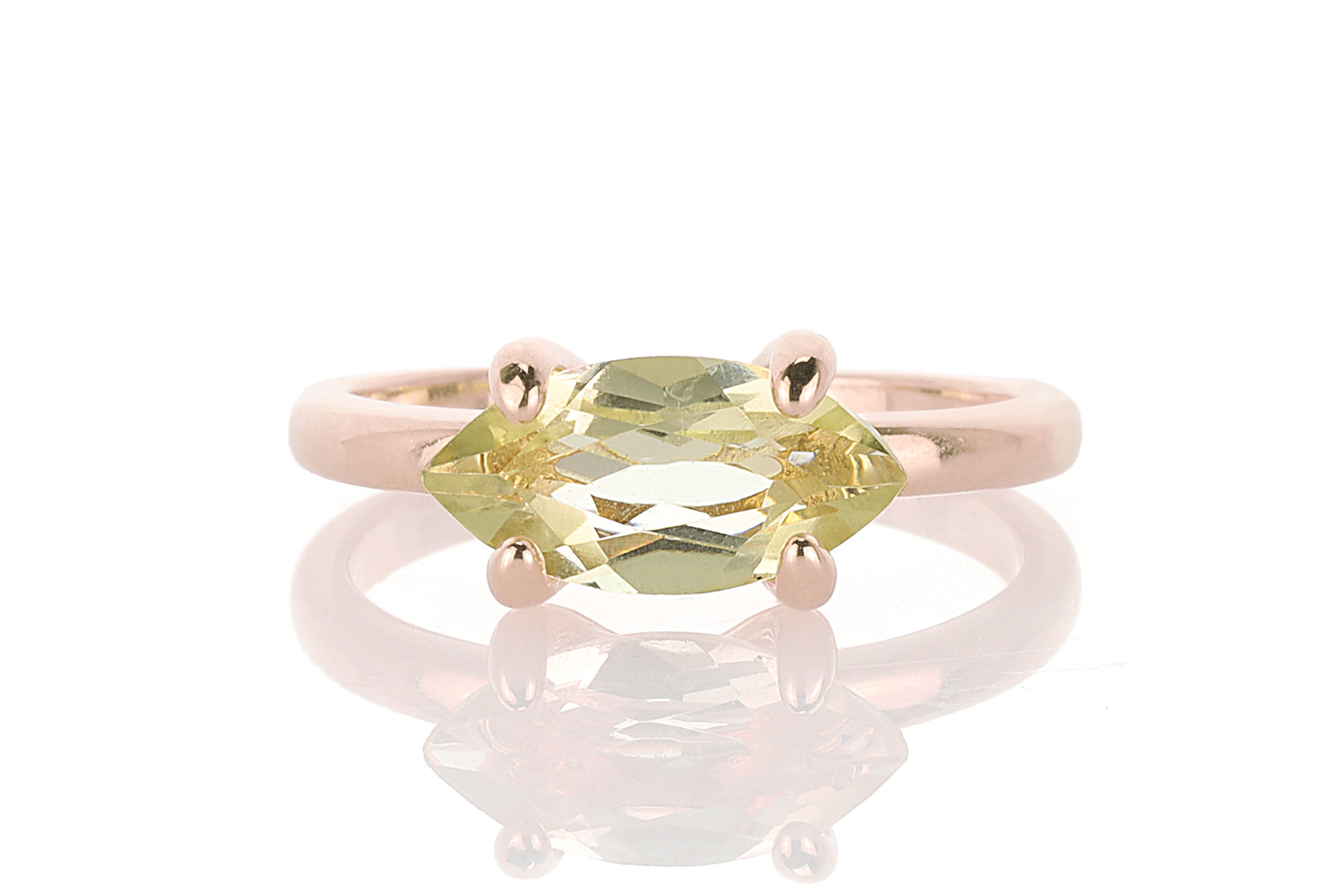 Brilliant Yellow Quartz Stud Earrings in Gold Rings Anemone Unique