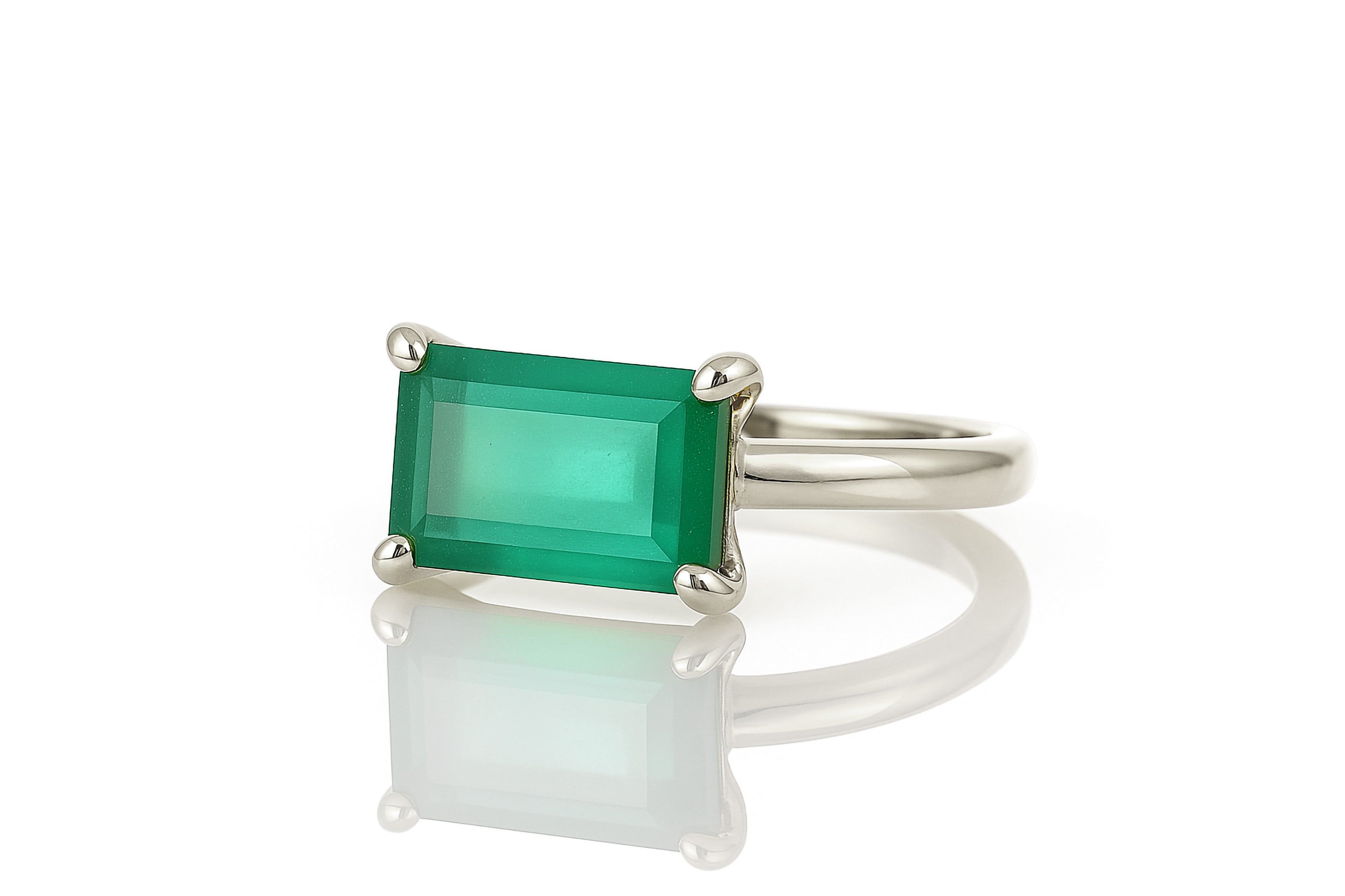 Rectangular Green Onyx Ring in Gold Rings Anemone Unique