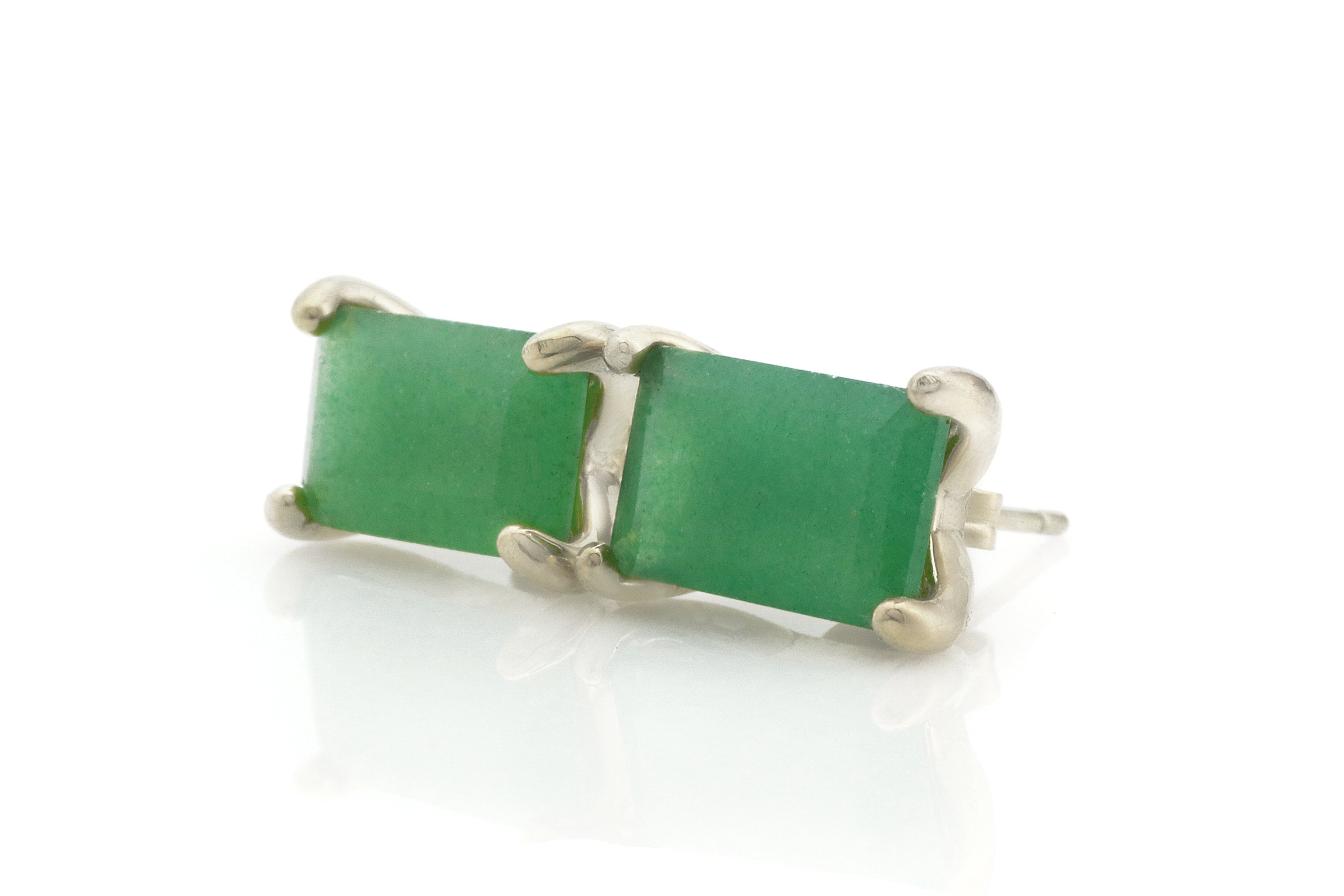 Charming Simple Aventurine Earrings in Gold Earrings Anemone Unique