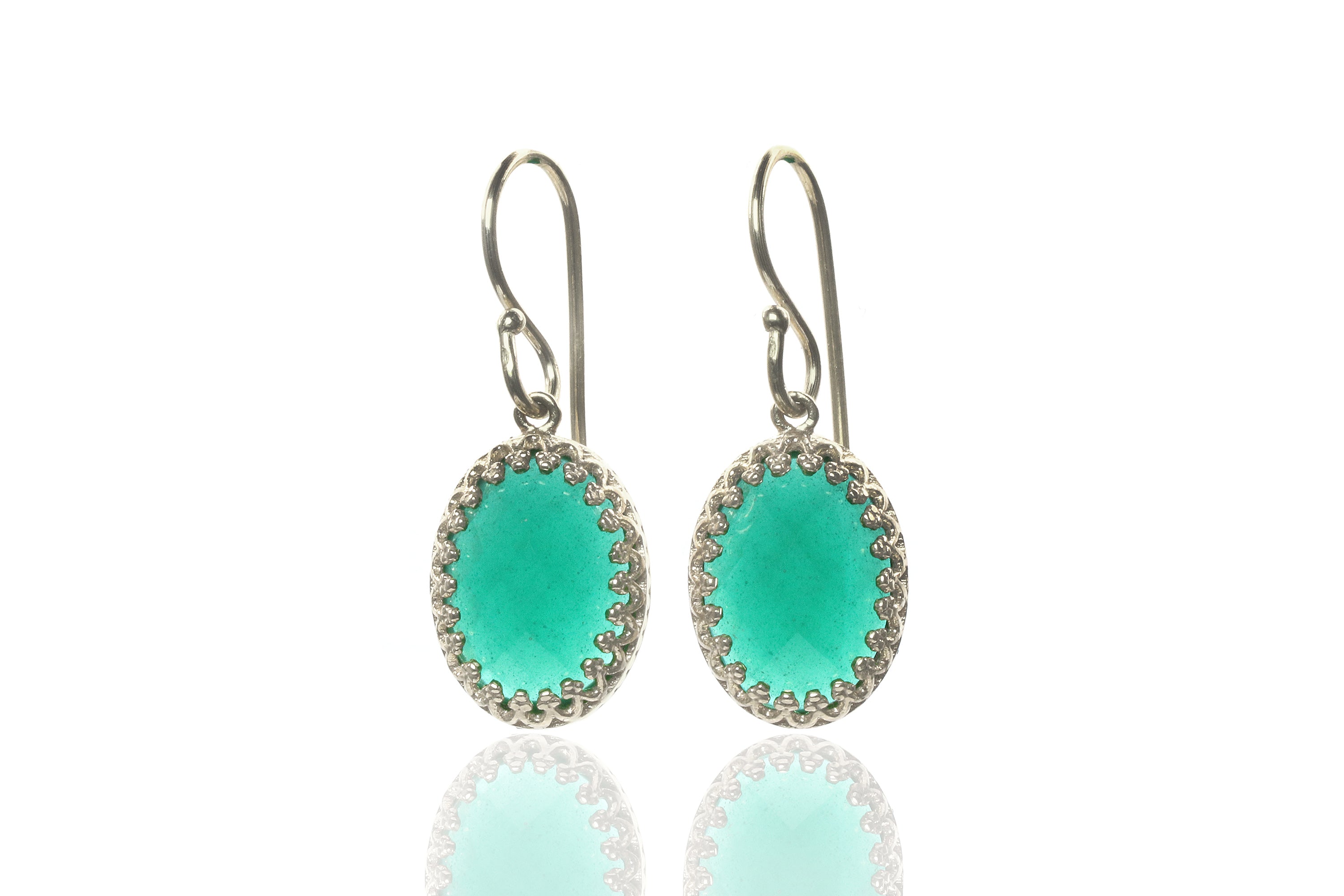 Intricate Oval Dangling Onyx Gold Earrings Earrings Anemone Jewelry